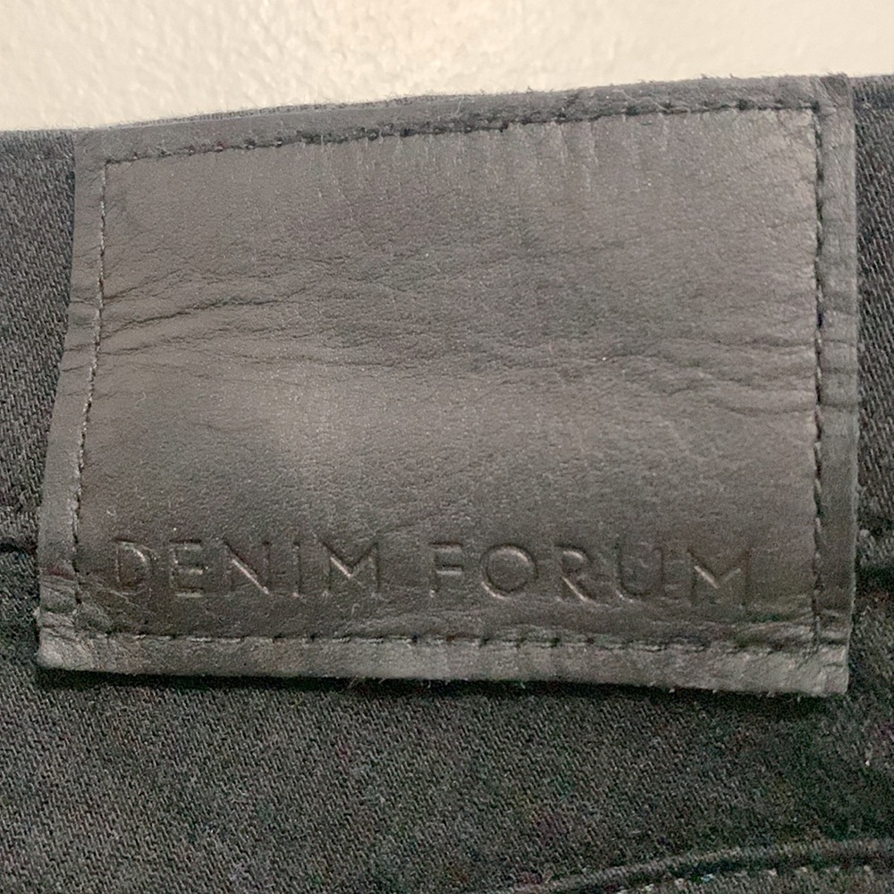 Aritzia Denim Forum The LoLa High Rise Black Skinny Crop Jeans size 28 - Picture 5 of 5